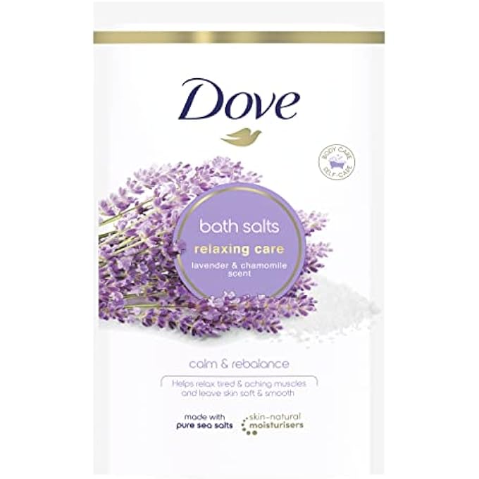 Dove Relaxing Care Lavender & Chamomile Bath Salts with Skin-Natural moisturisers to Relax Your Mind & Body, Leaving Your Skin Smooth & Soft 900 g - Image 1